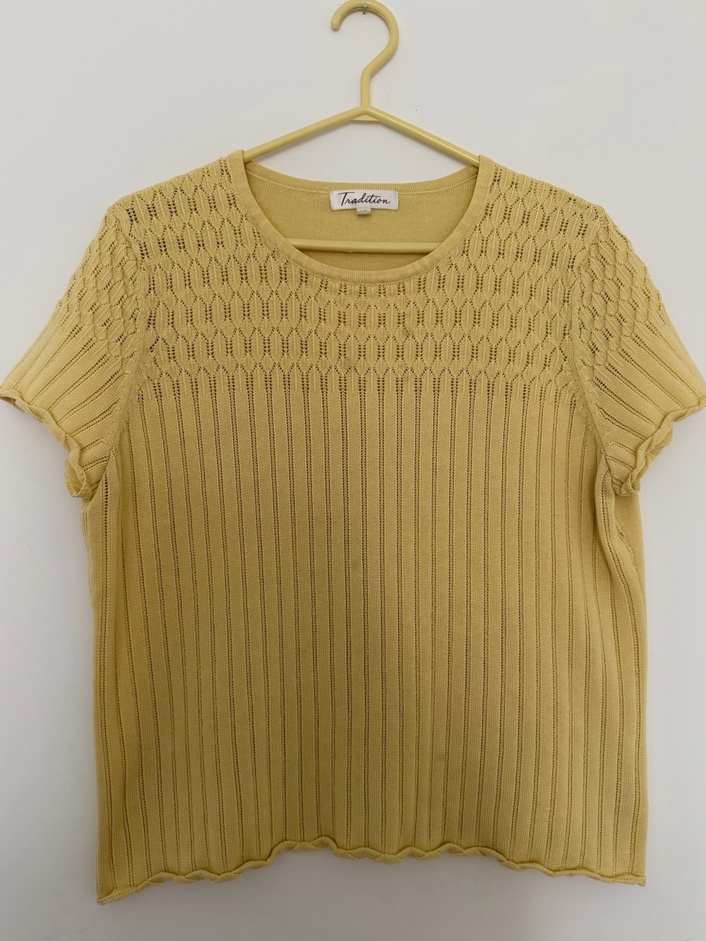 Tradition yellow knit short-sleeve blouse - L